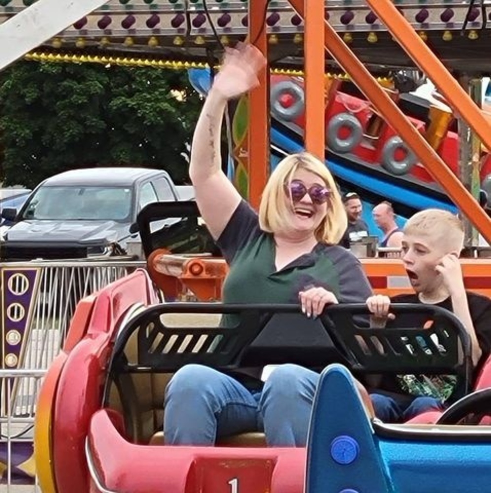 Meet your Posher, Regan